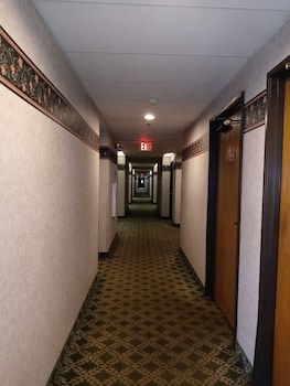 new martinsville inn