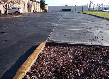 new martinsville inn