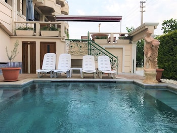 lord hotel