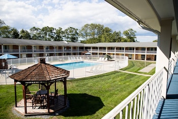 Crystal Inn Eatontown,Long Branch>>Eatontown,2 star