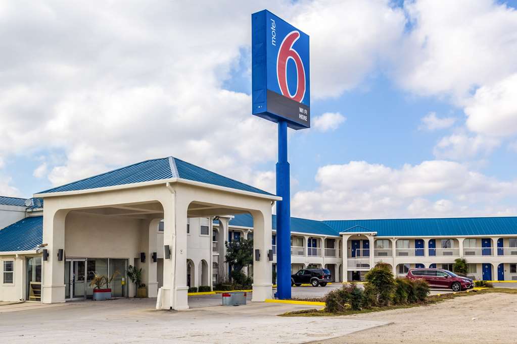 motel 6 seguin tx