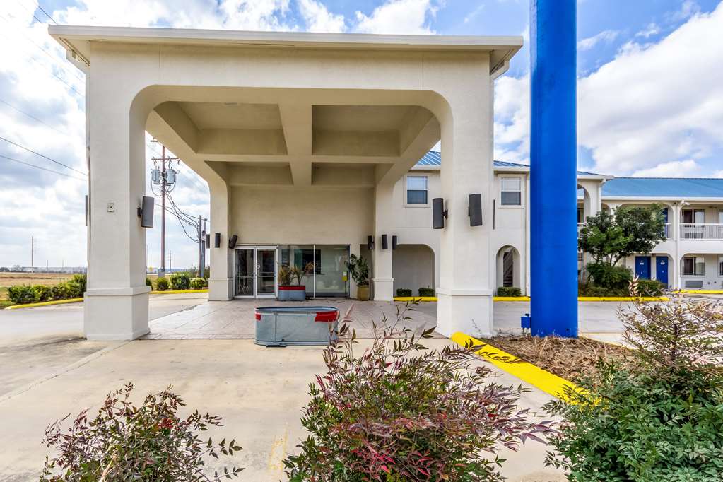 motel 6 seguin tx