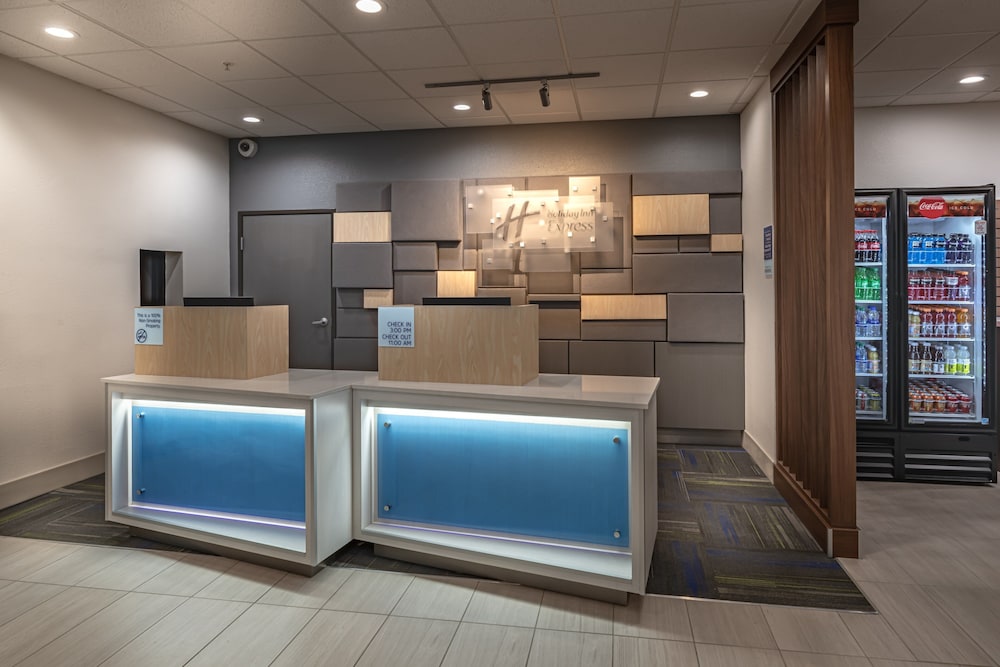 holiday inn express and suites n waco area west