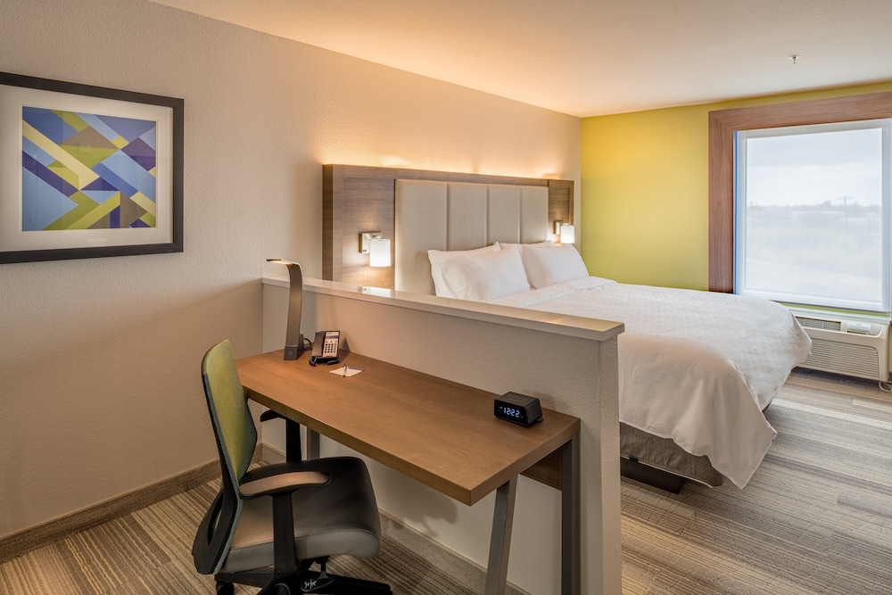 holiday inn express and suites n waco area west