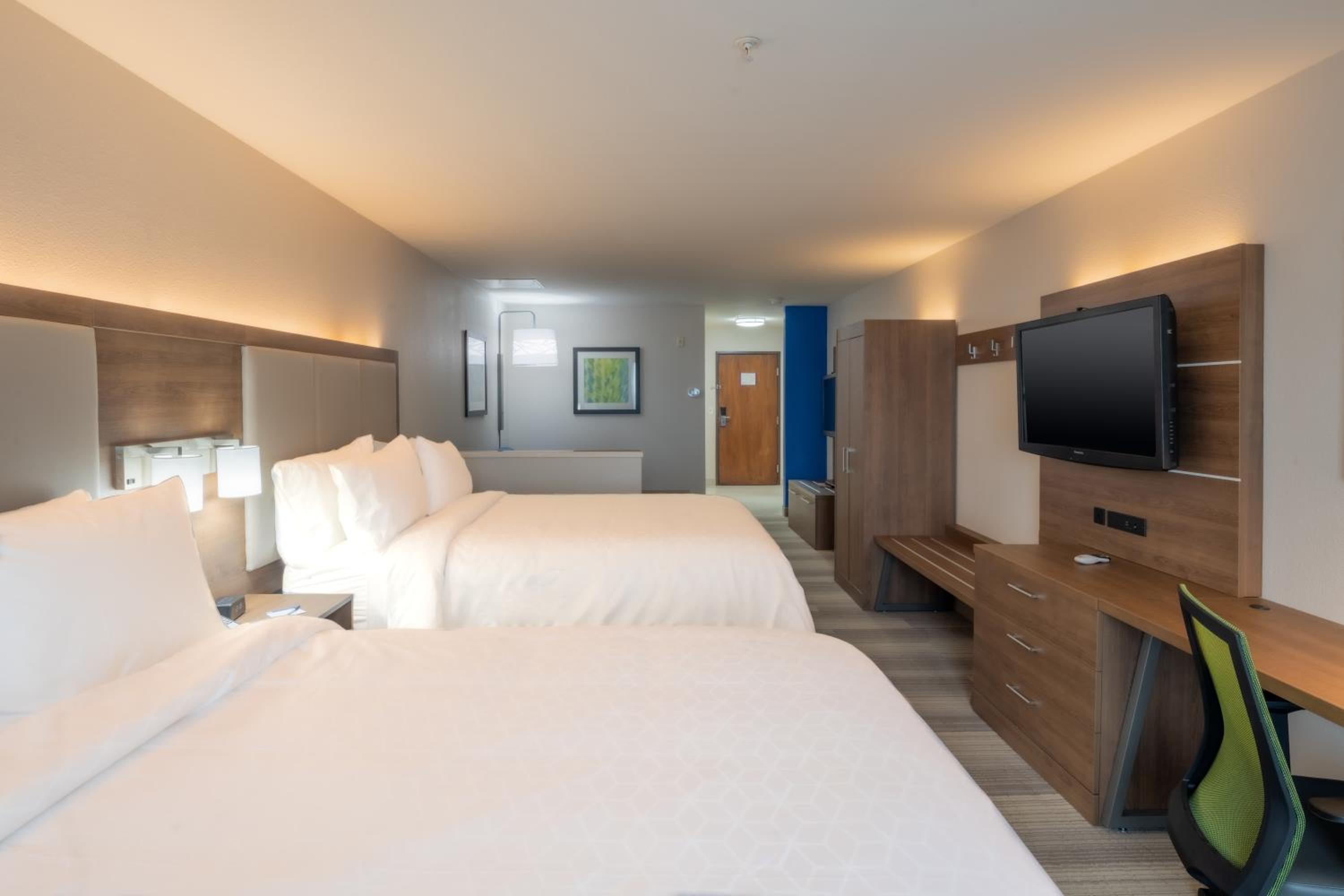 holiday inn express and suites n waco area west