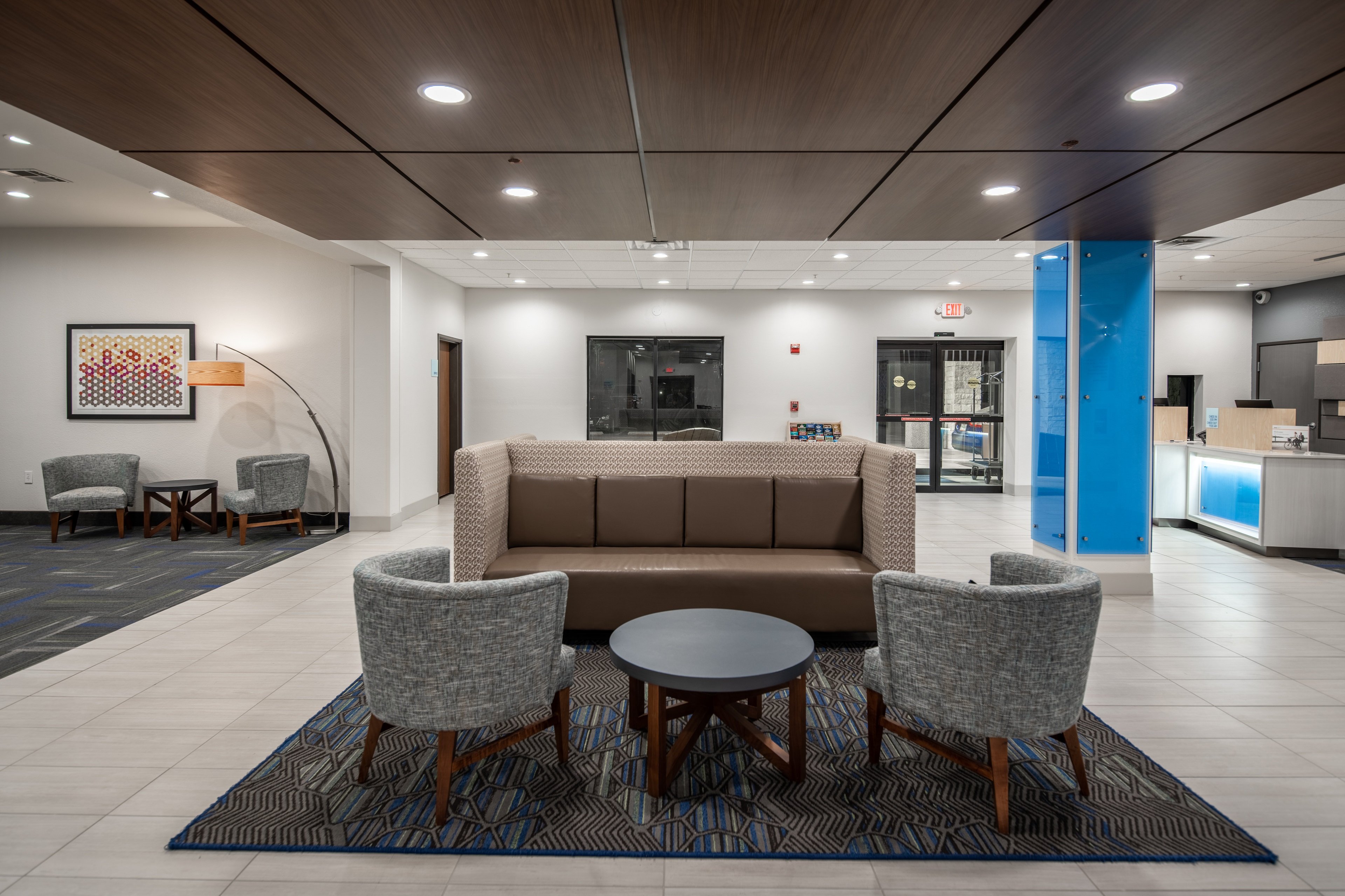 holiday inn express and suites n waco area west