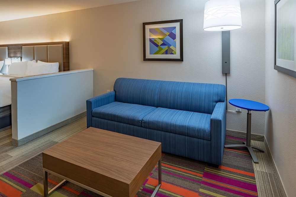 holiday inn express and suites n waco area west