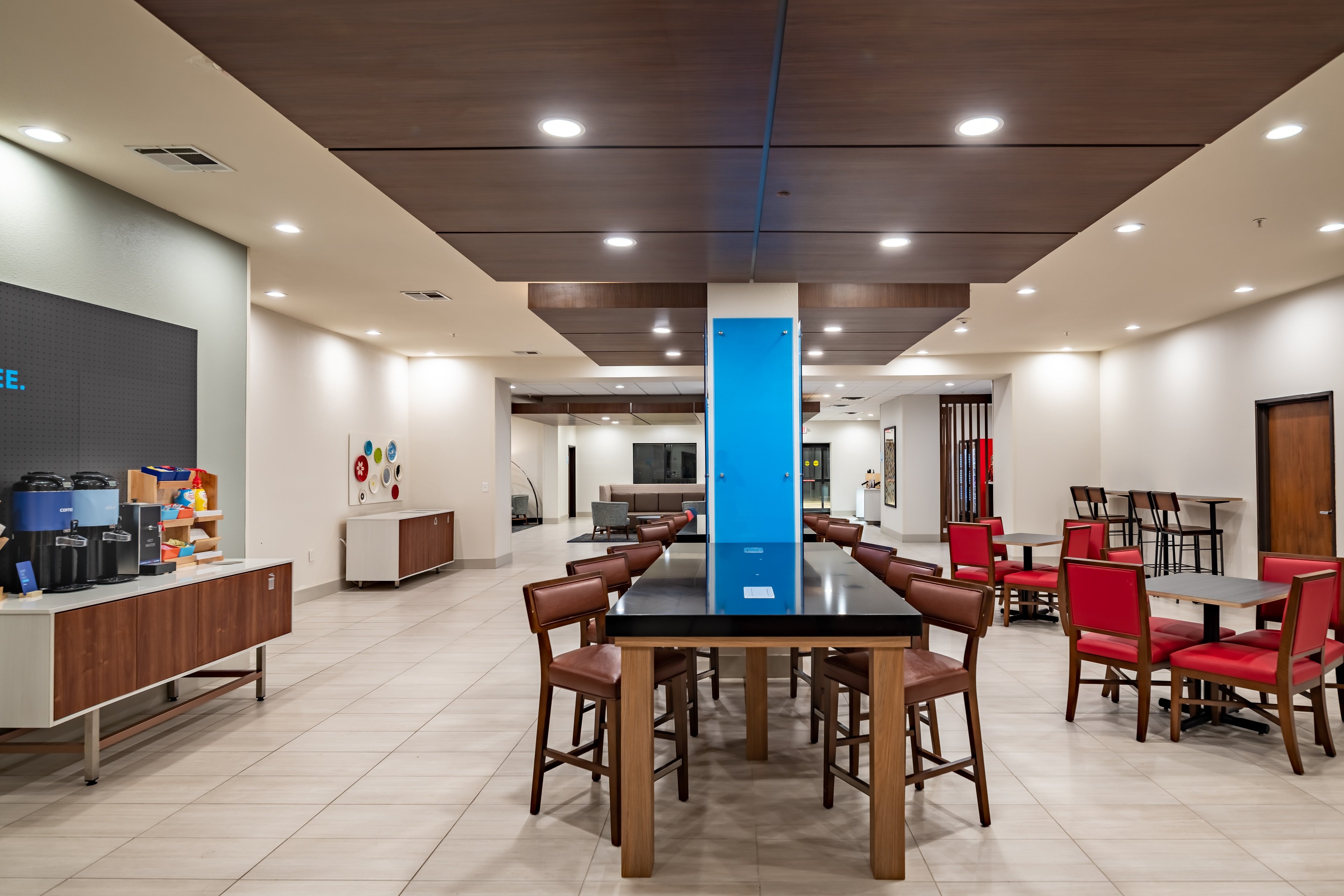 holiday inn express and suites n waco area west