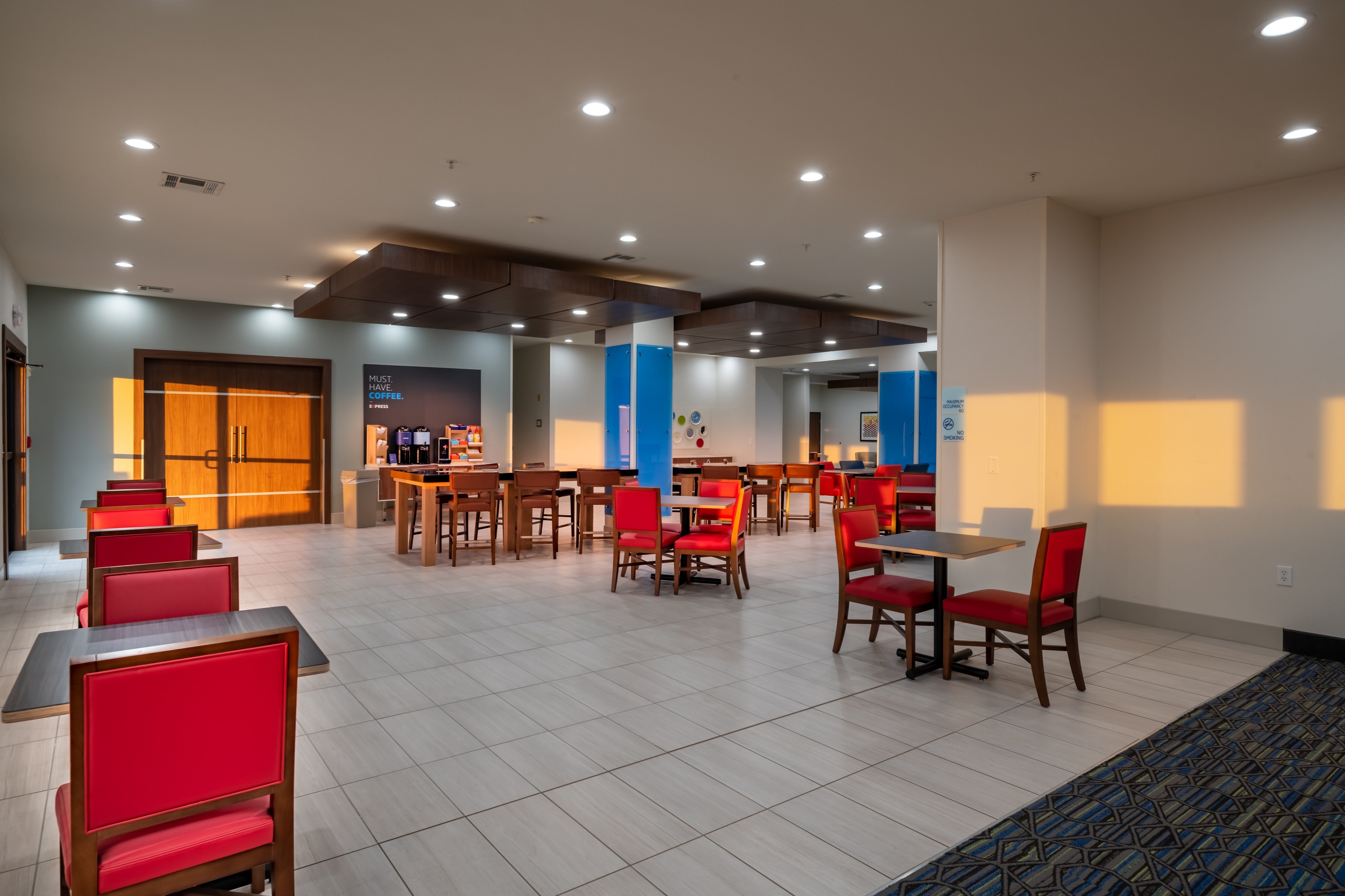 holiday inn express and suites n waco area west