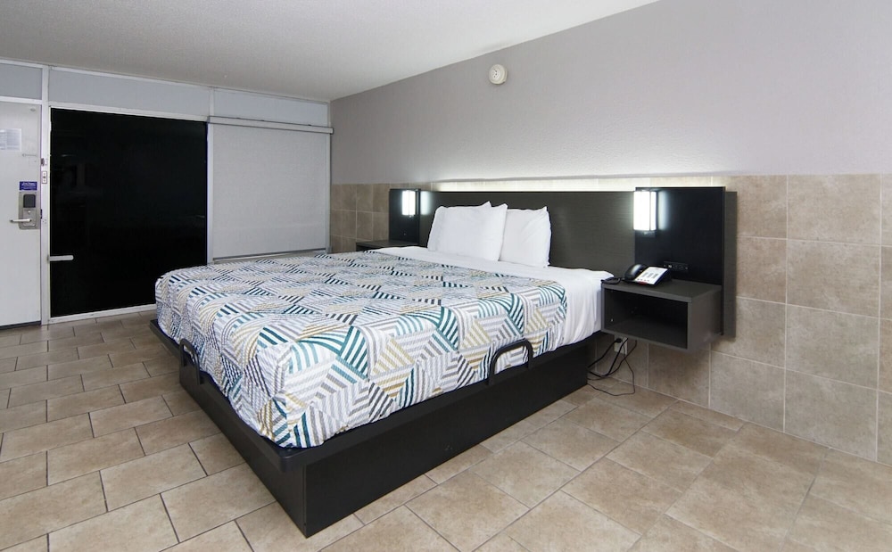 motel 6 mesquite tx town east