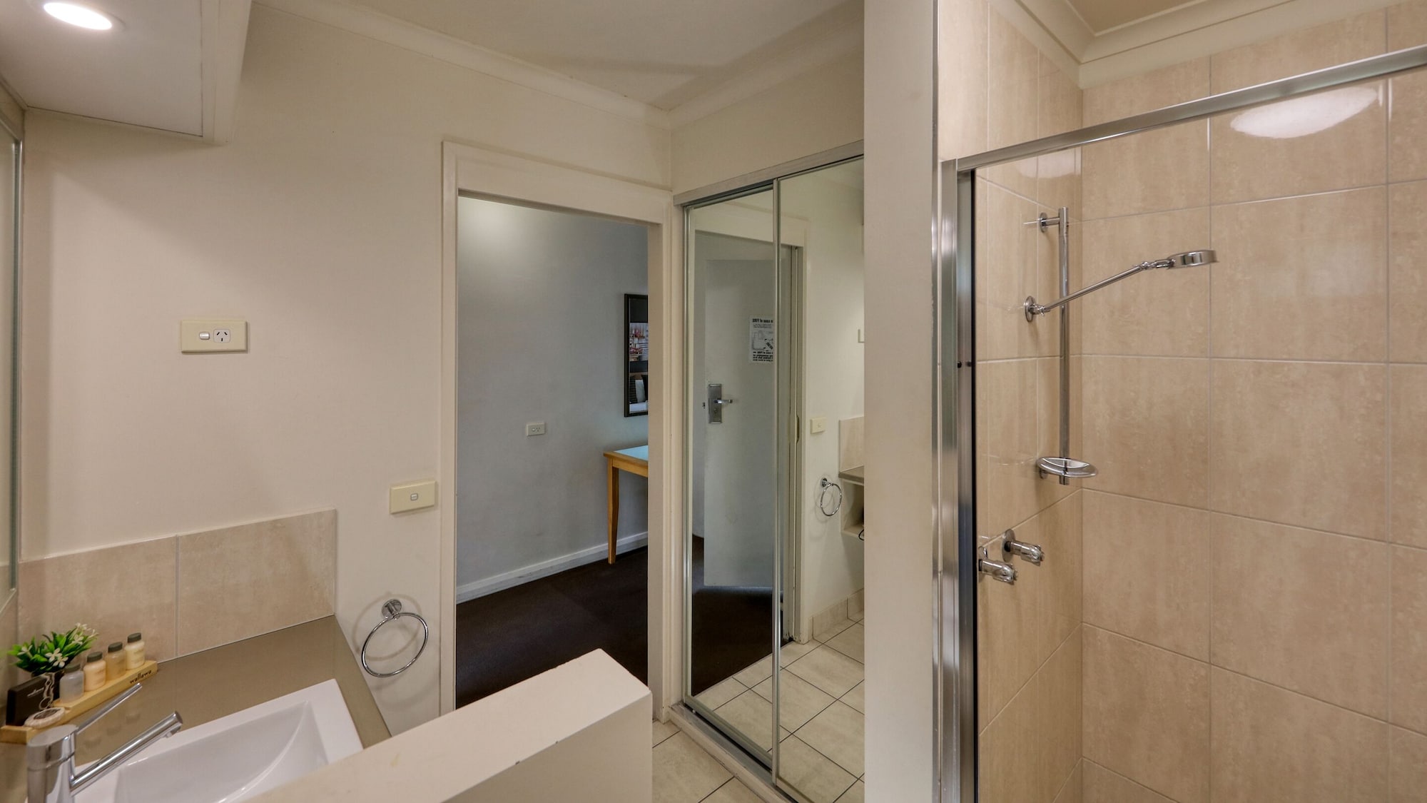 swan hill resort