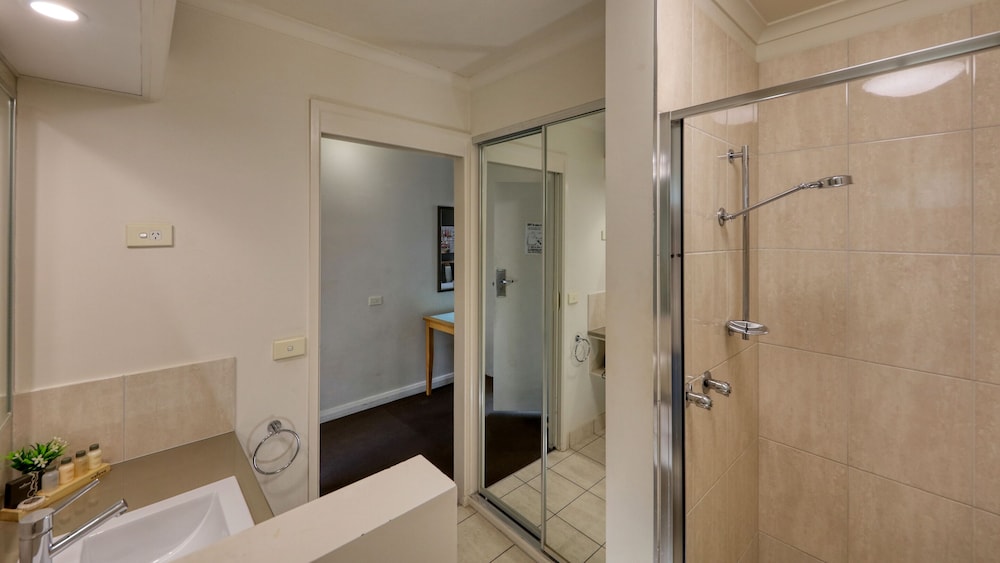 swan hill resort