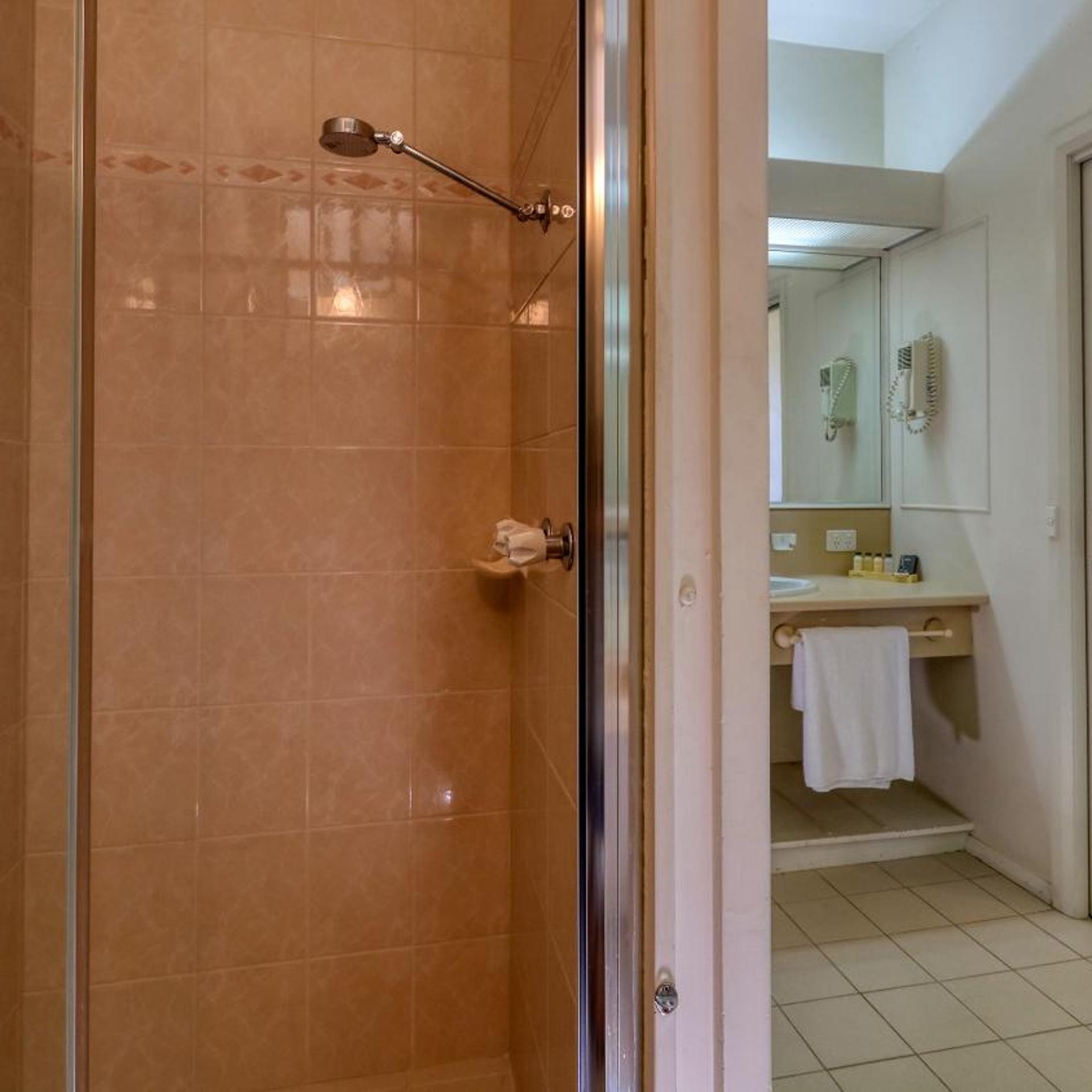 swan hill resort