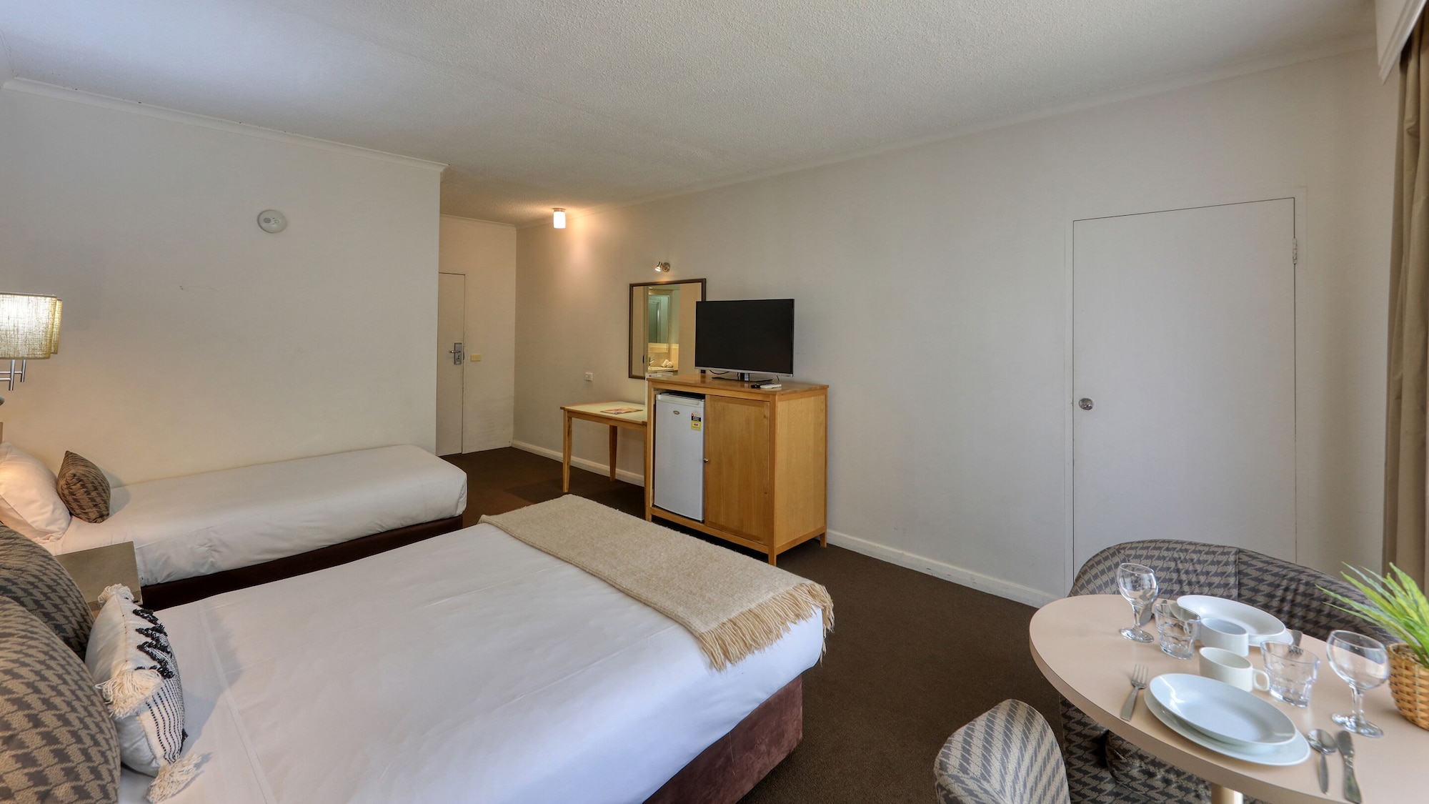 swan hill resort
