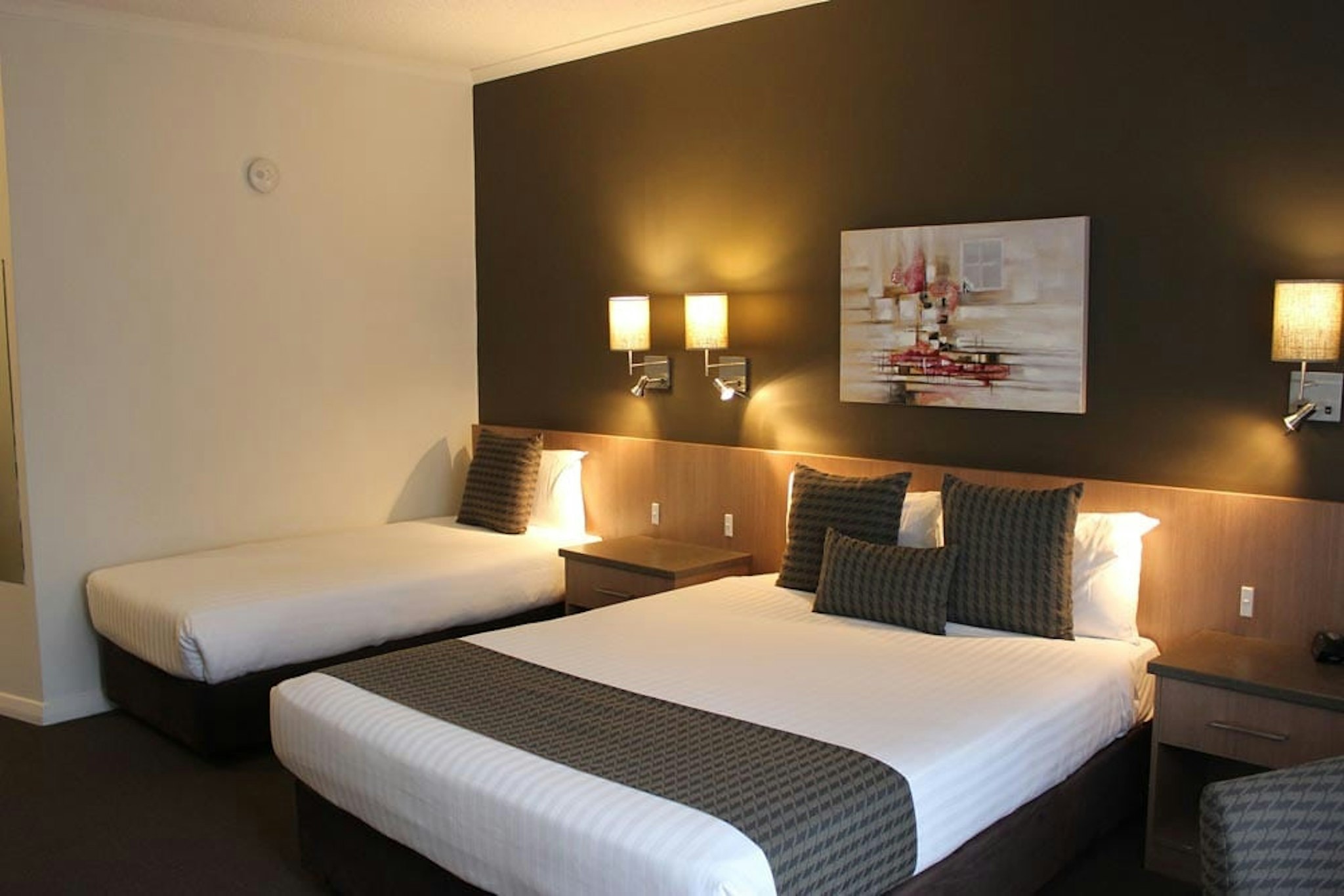 swan hill resort