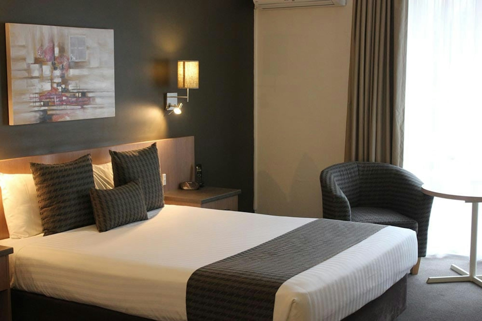 swan hill resort