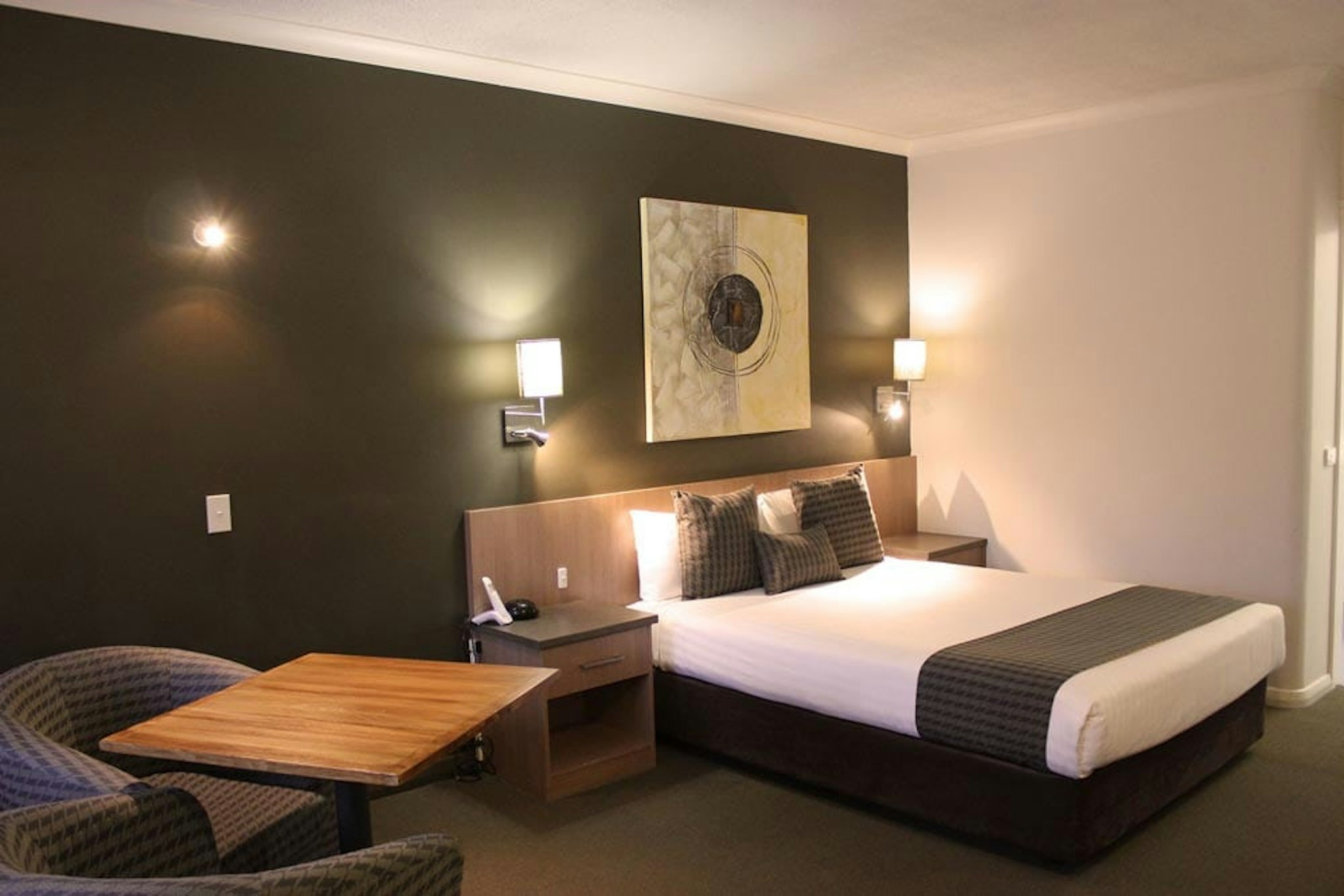 swan hill resort