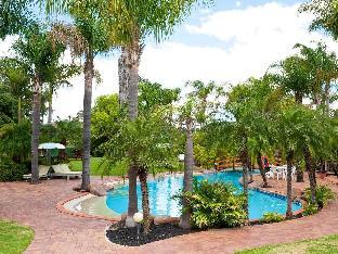 swan hill resort