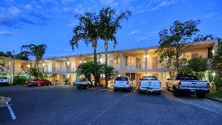 swan hill resort