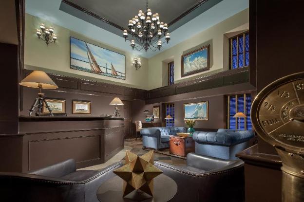 bristol harbor inn