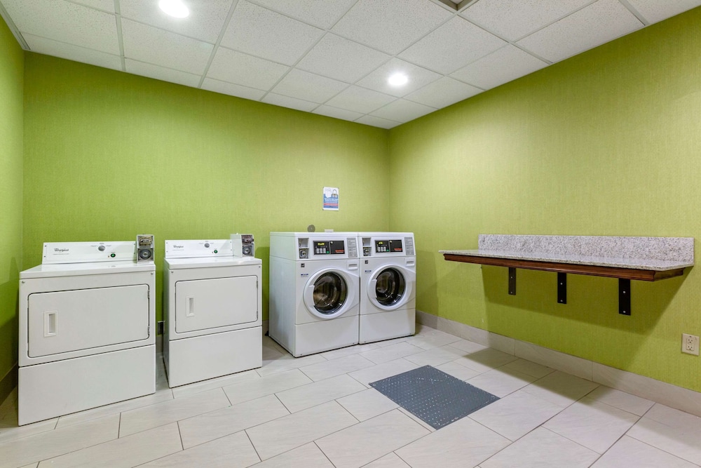 comfort suites hobbs