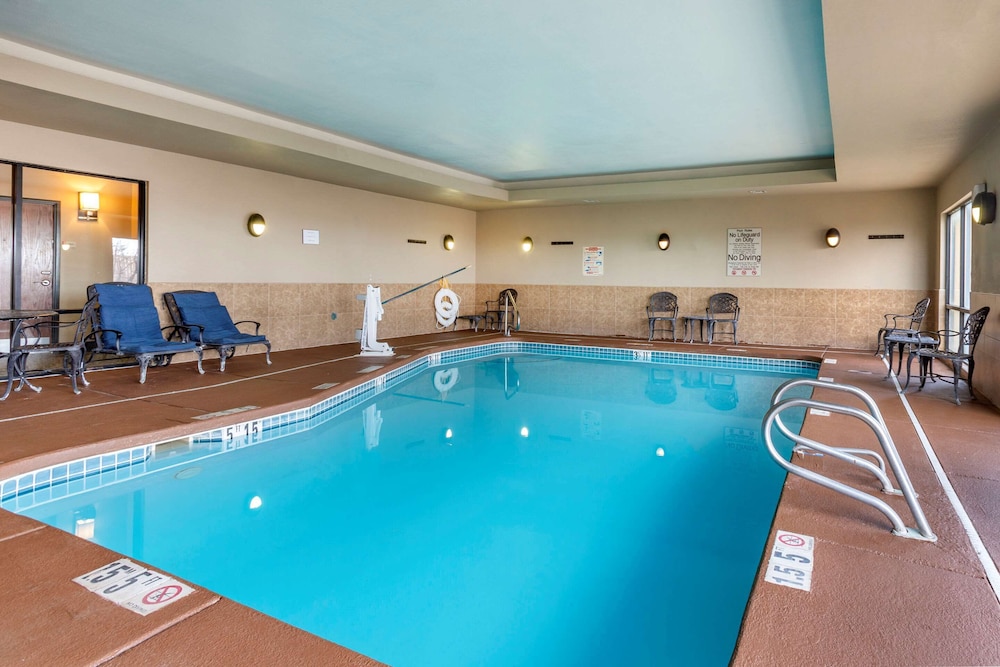 comfort suites hobbs
