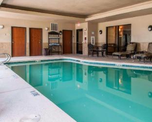 comfort suites hobbs