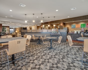 comfort suites hobbs
