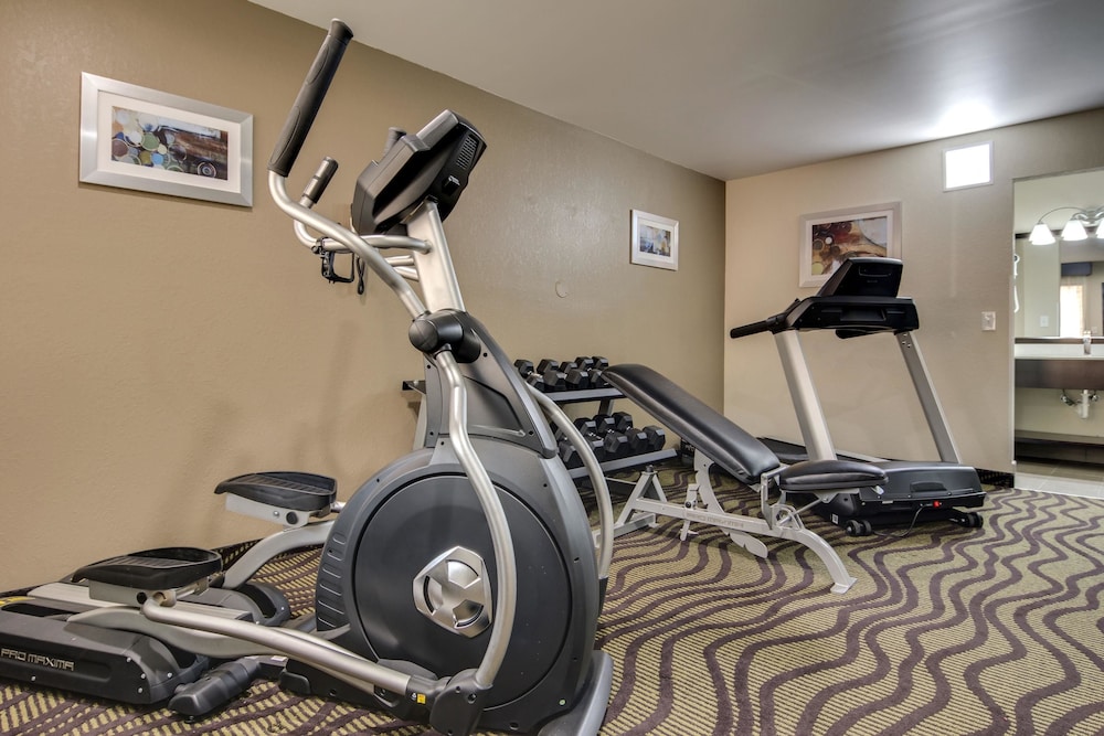 quality inn and suites athens university area