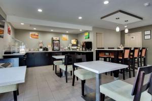 quality inn and suites athens university area