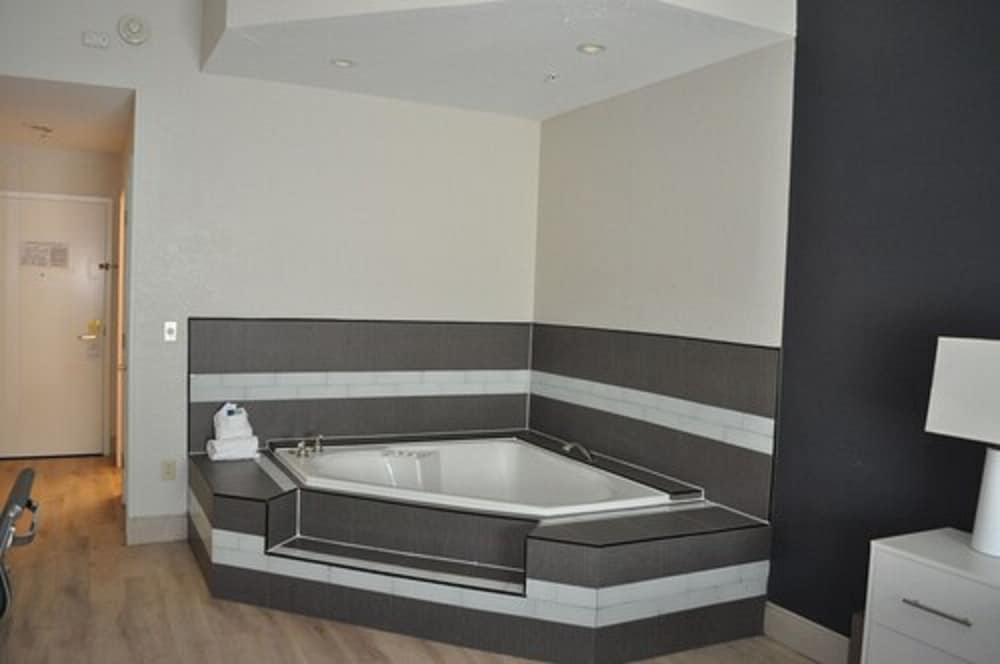 best western heritage inn and suites