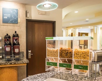 comfort suites monroeville