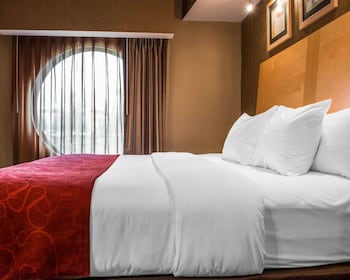 comfort suites monroeville