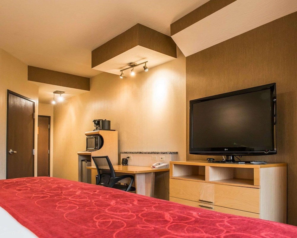 comfort suites monroeville