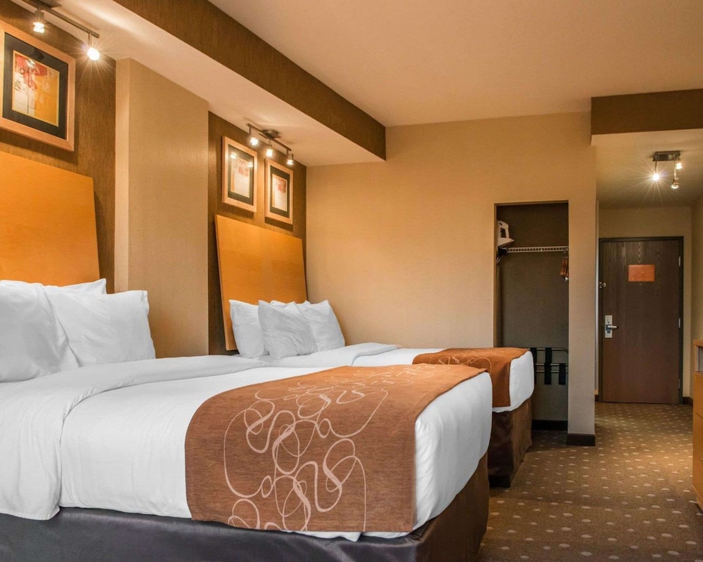 comfort suites monroeville