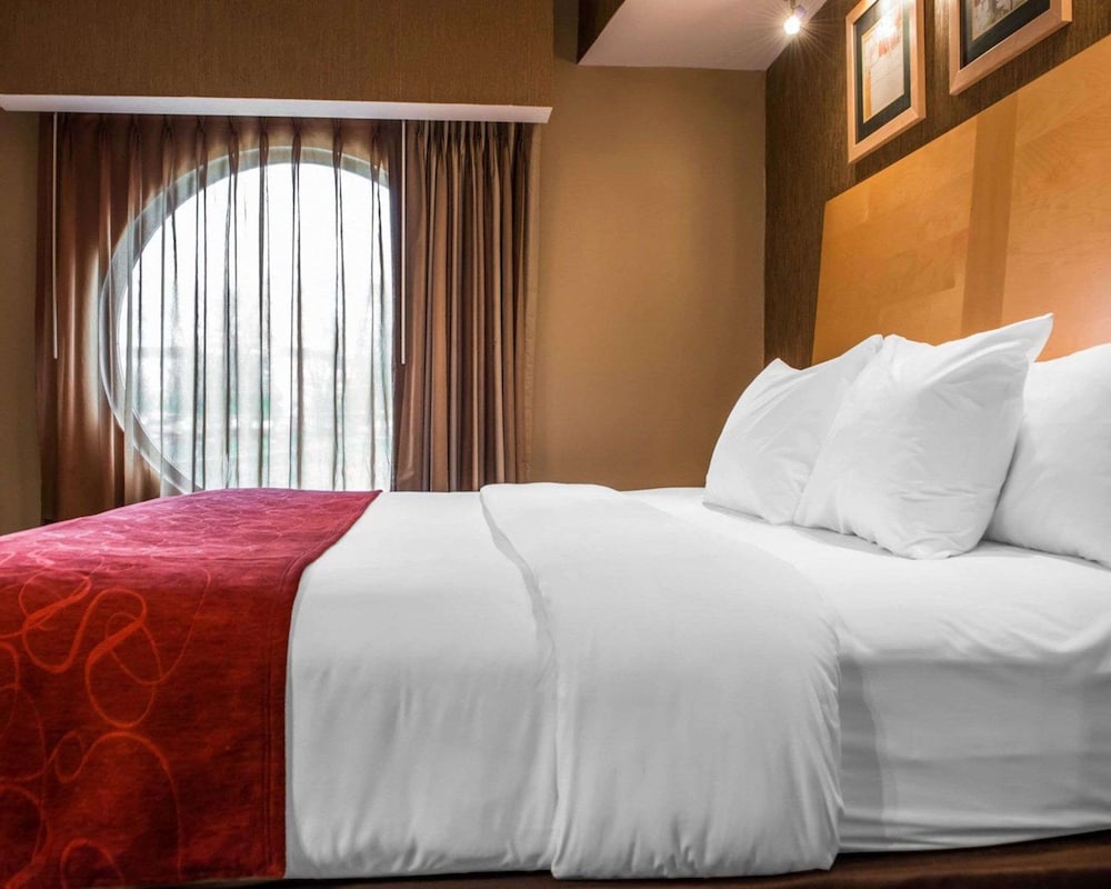 comfort suites monroeville
