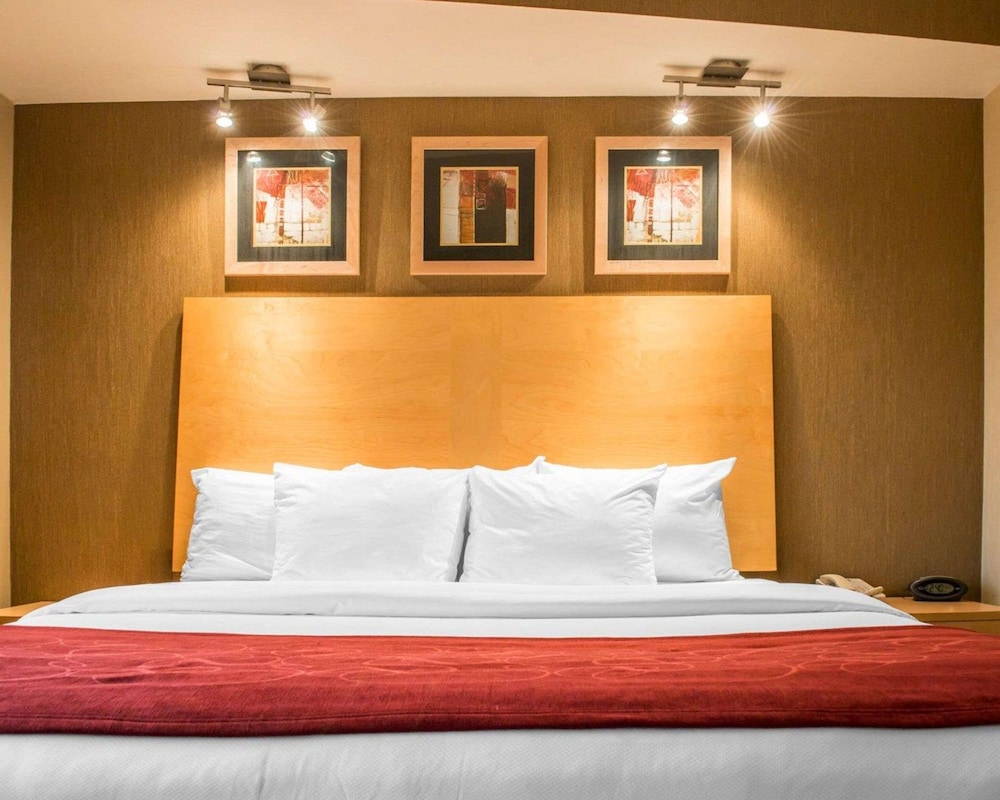 comfort suites monroeville