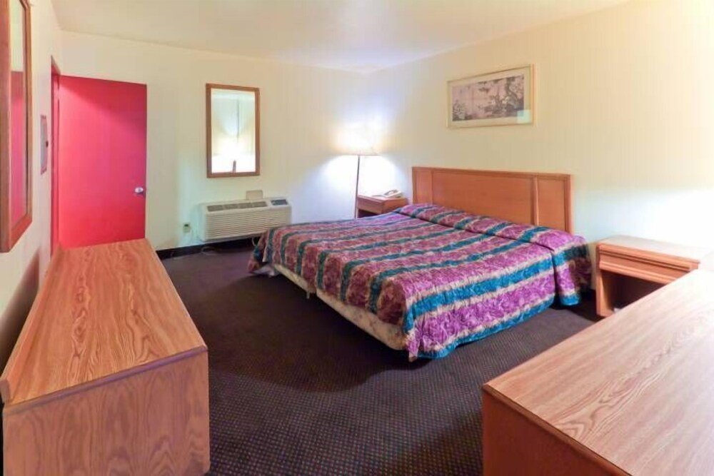 Budget Inn And Suites,In Mount Ephraim,3 star