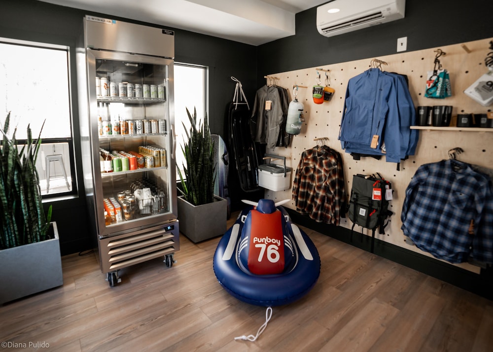 loge leavenworth downtown