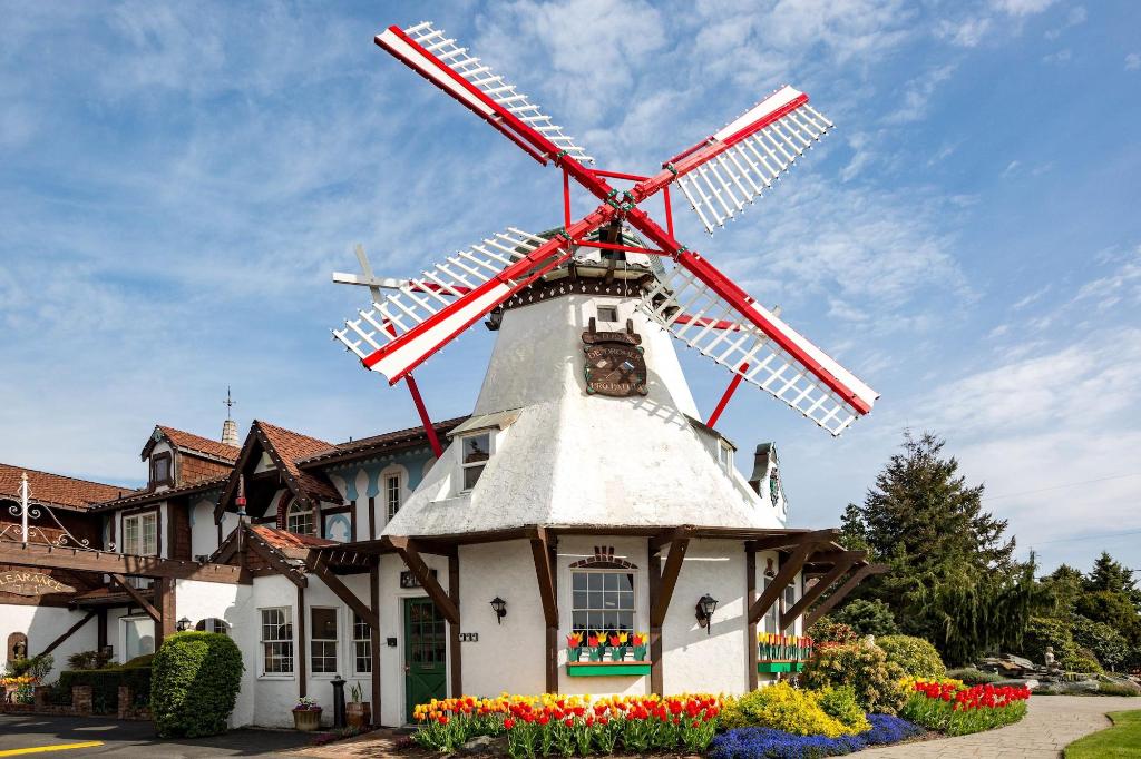 auld holland inn