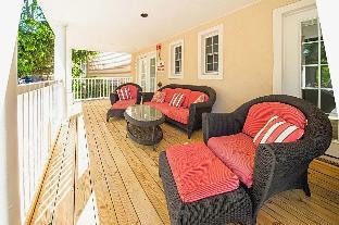 canalside inn
