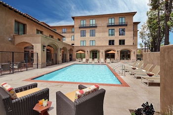 hilton garden inn san diego old town seaworld area