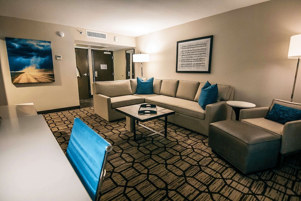 doubletree by hilton lubbock university area