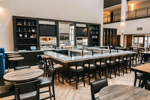 doubletree by hilton lubbock university area