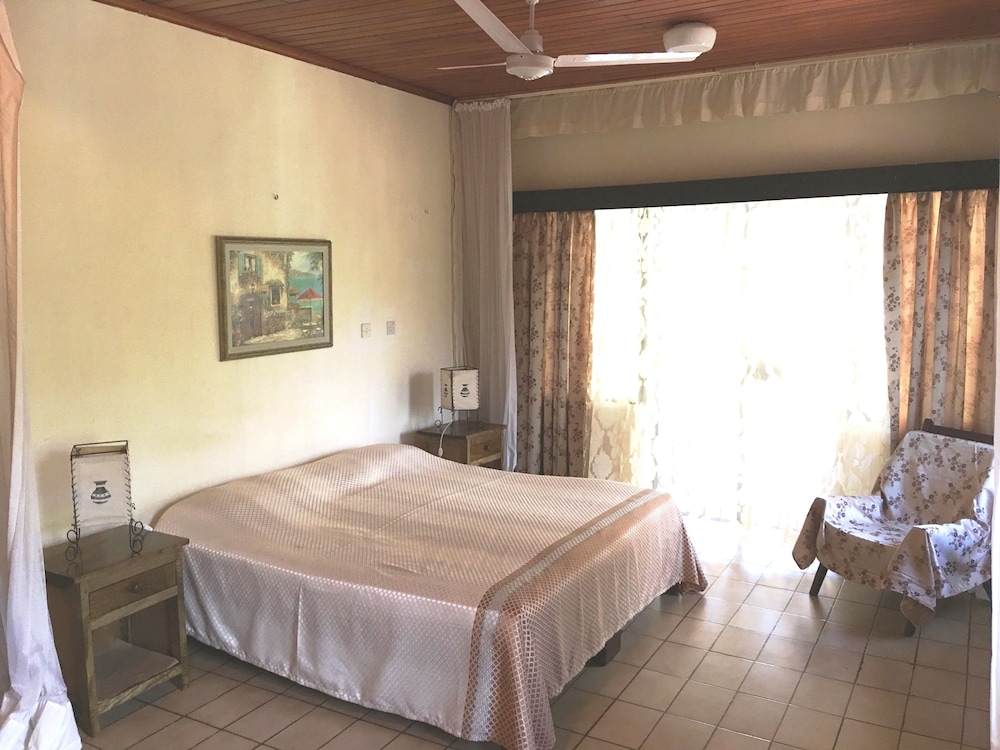 tradewinds lodge