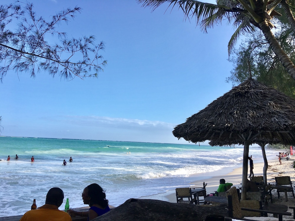 tradewinds lodge
