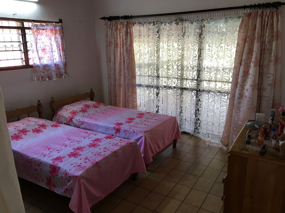 tradewinds lodge
