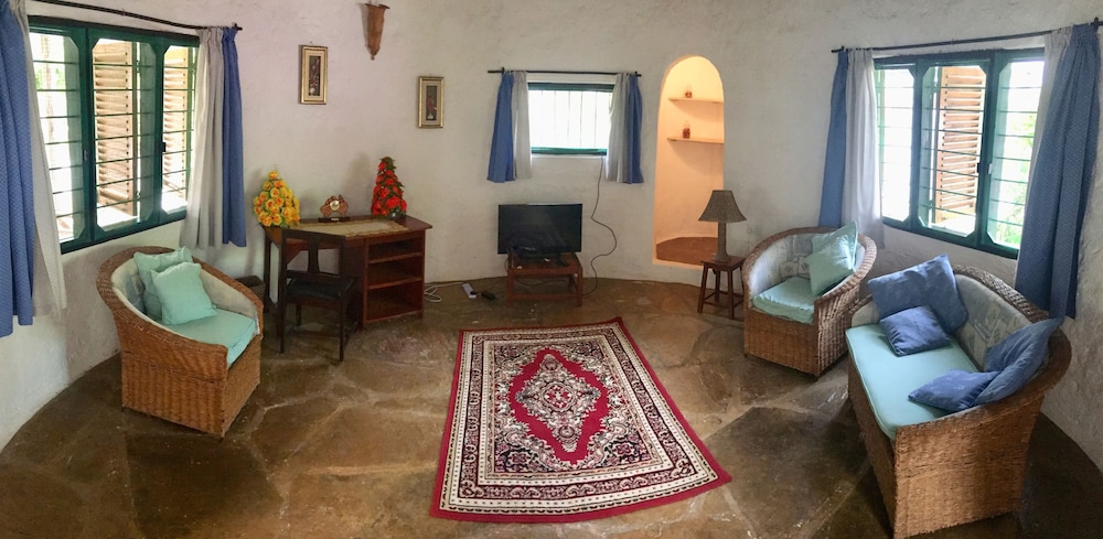 tradewinds lodge