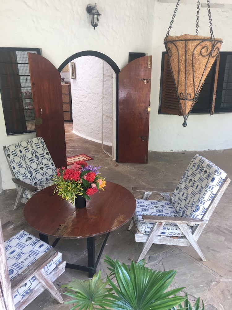 tradewinds lodge