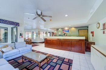 capital o amerihost inn and suites fulton hwy 54 mo